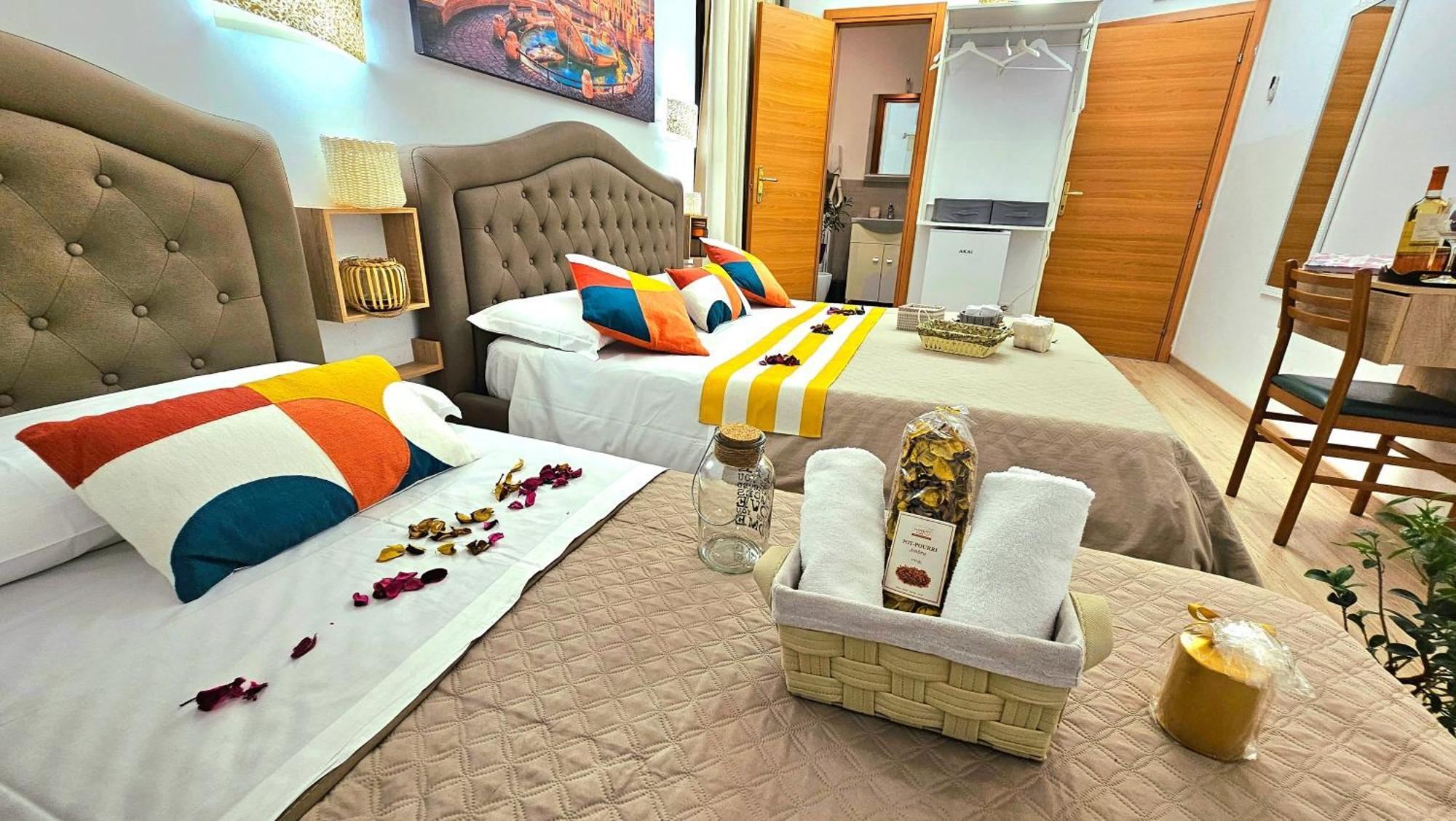 مبيت وإفطار A Casa Simpatia Roma - Free Parking If You Book 4 Nights المظهر الخارجي الصورة